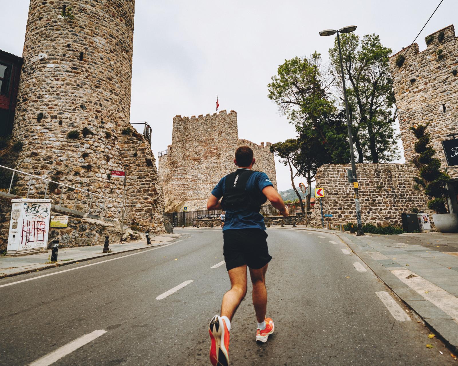 EgemenDagistanli_MR_0736.jpeg (428 KB)